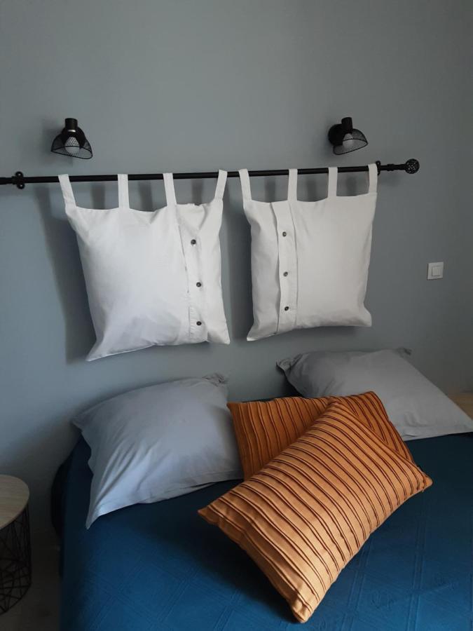 Appartement La Tourterelle à Thaims Extérieur photo