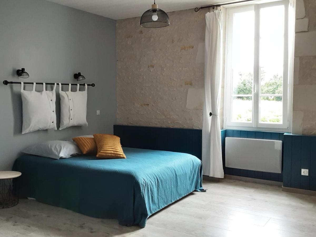 Appartement La Tourterelle à Thaims Extérieur photo